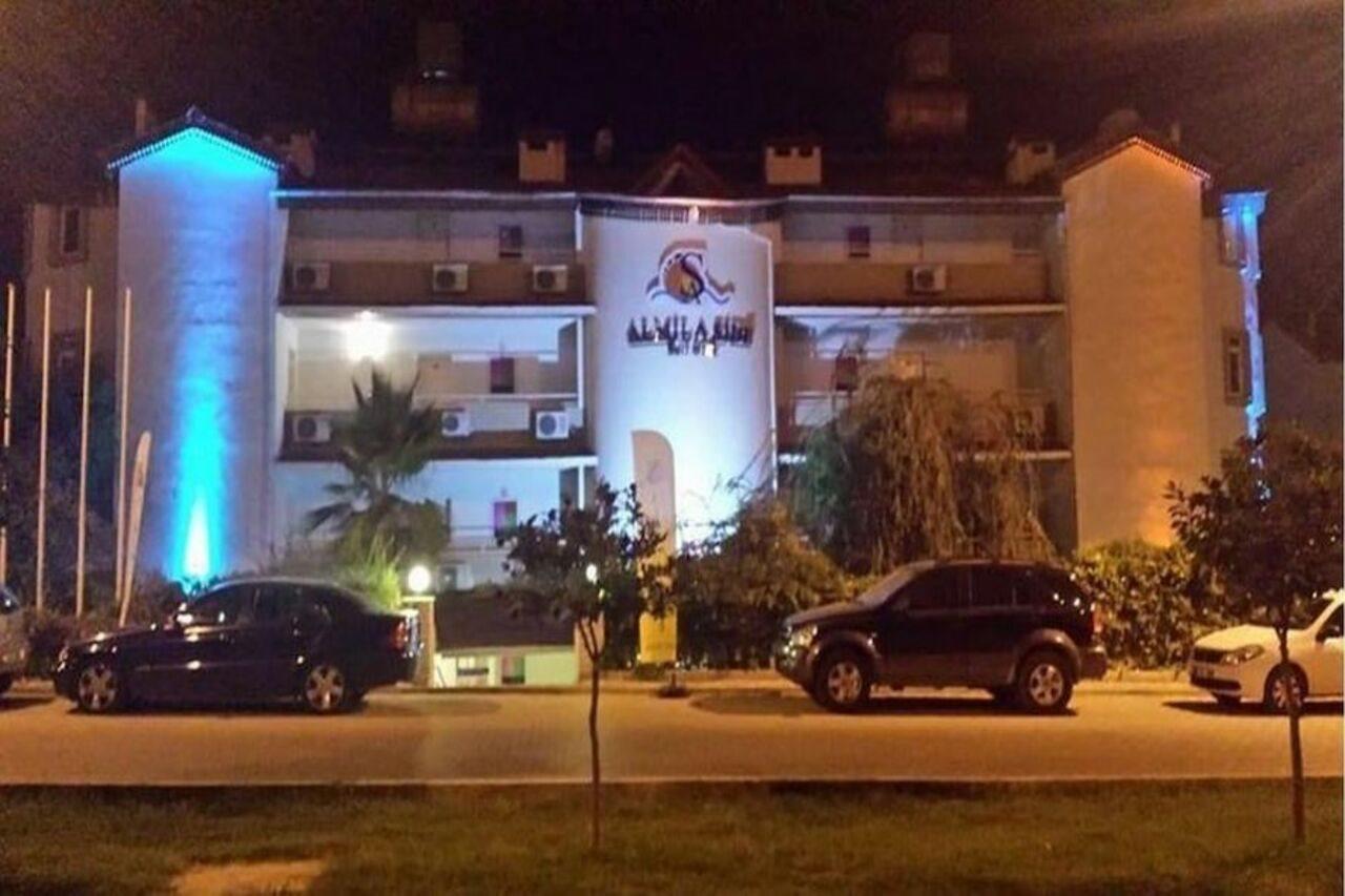 Almila Side Suite Hotel Buitenkant foto