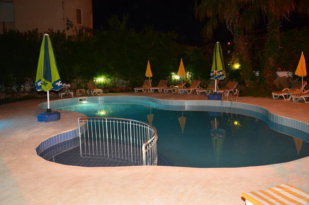 Almila Side Suite Hotel Kamer foto